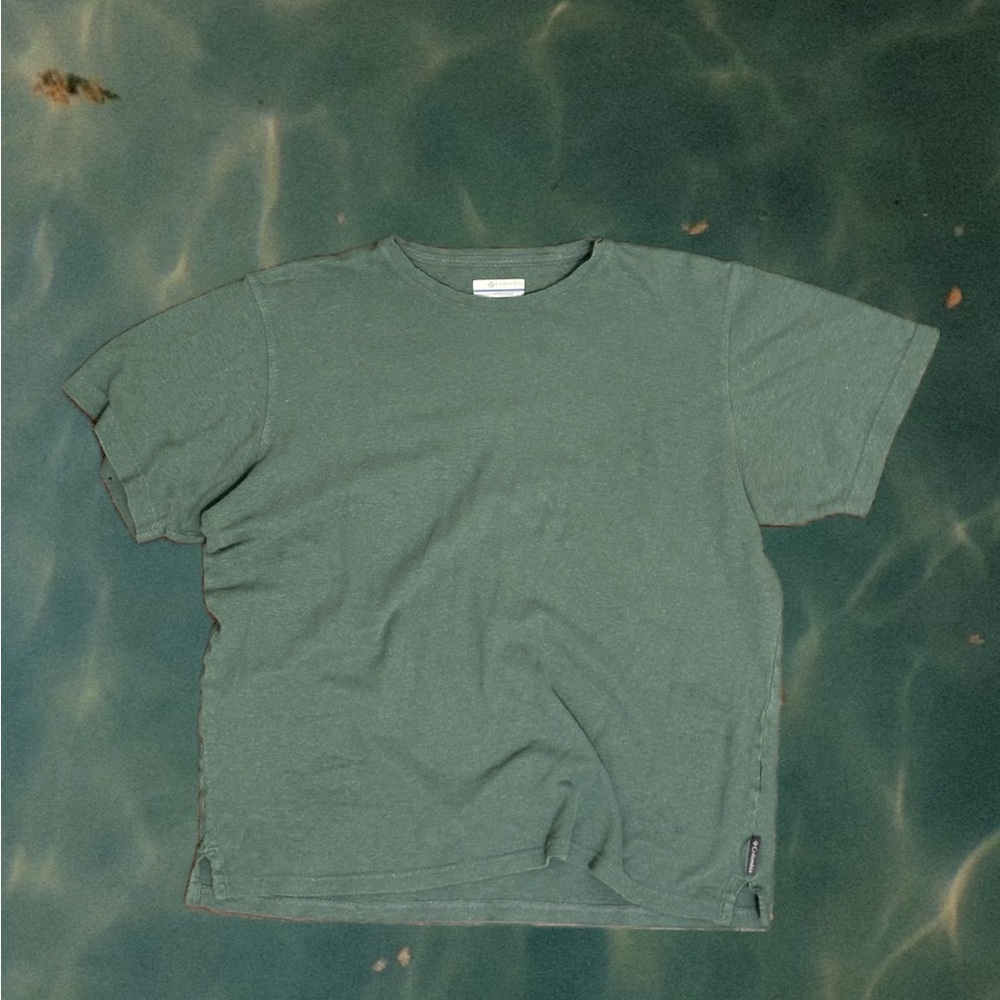 Columbia green T